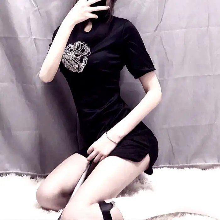 美人出浴